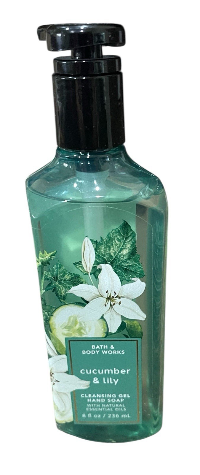 BATH & BODY WORKS- Cucumber & Lily Gentle Foaming Hand Soap Original 8 oz NEW