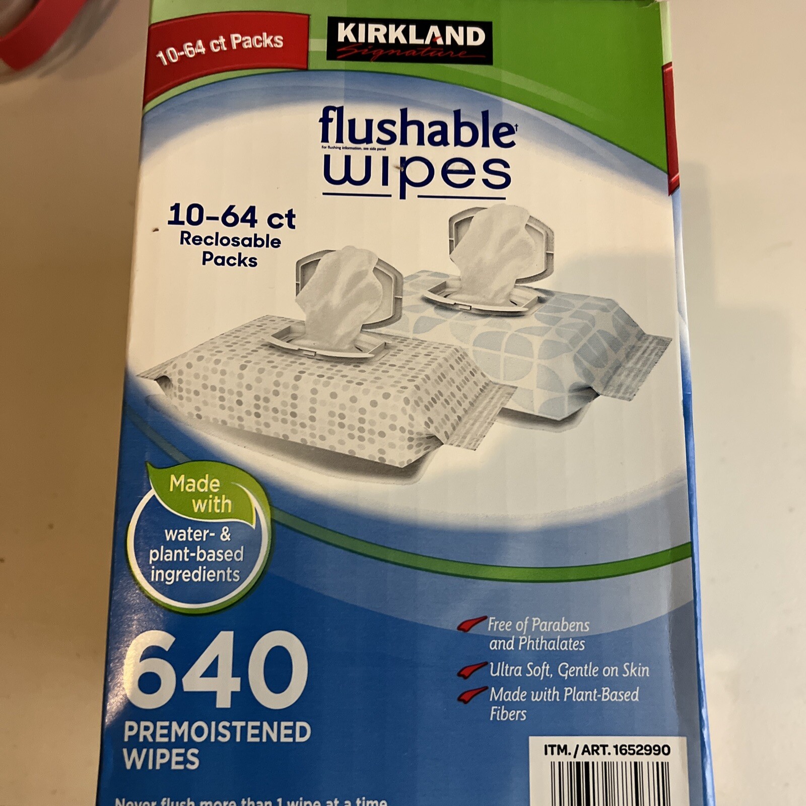 Fresh Kirkland Signature Moist Flushable Wipes – Unscented, 640 Wipes, Cleans
