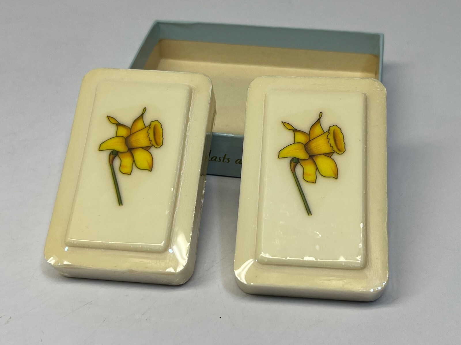 Vintage Katherine Gray Soap 5-1/2oz / 154 grams NOS New Old Stock