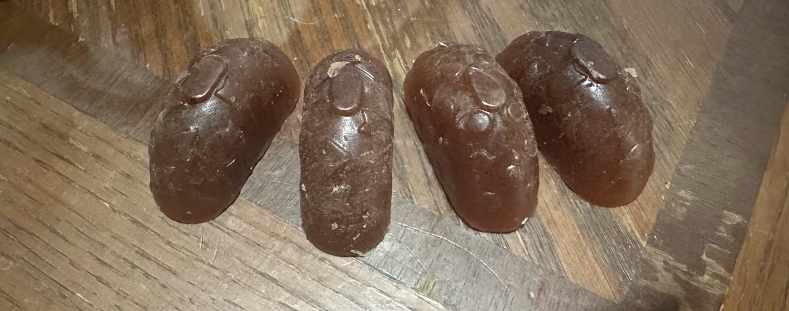 Honey based soap cinnamon scented pack of 4 mini soaps