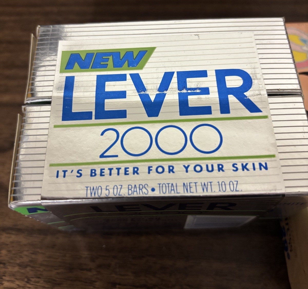 Vintage LEVER 2000 2 Bar Pack White 5oz Bath Size Caress Peach 2 Lot NOS