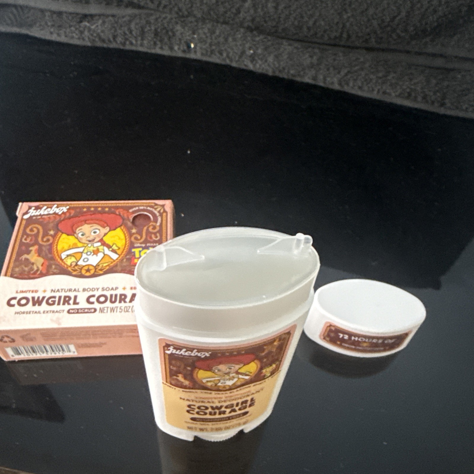 DR SQUATCH JUKEBOX TOY STORY 5 SOAP & DEODORANT COWGIRL COURAGE.