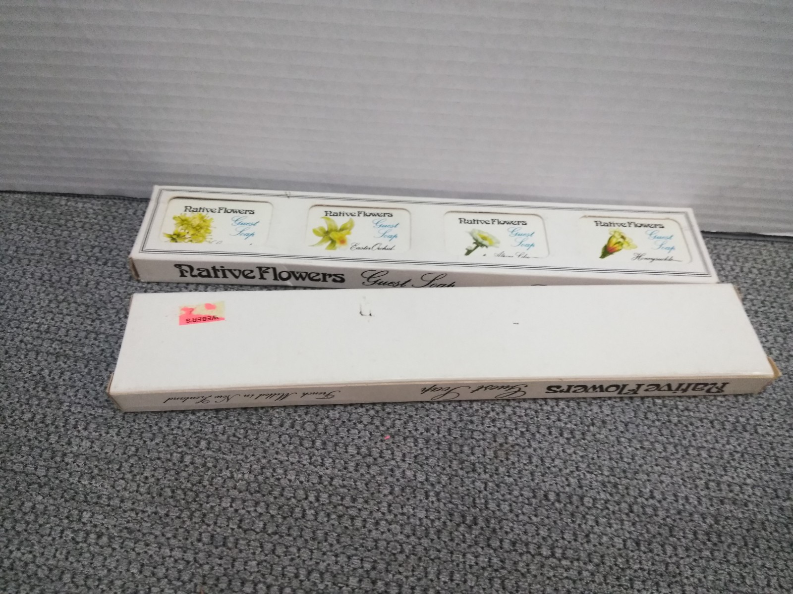 VTG. NATIVE FLOWERS Guest Soaps 40g EA (8) French Milled IN NEW ZEALAND (2PK)