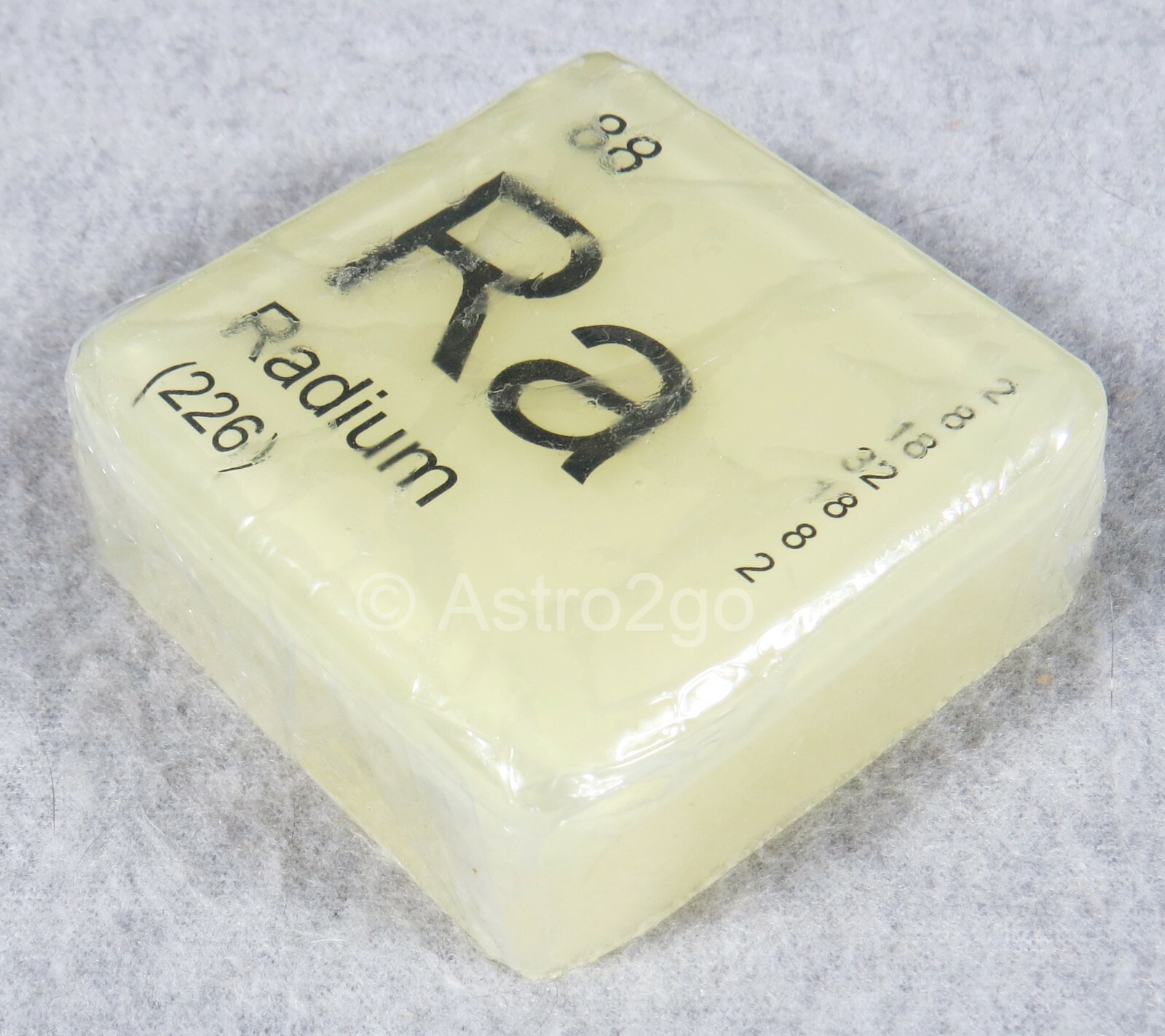 PERIODIC TABLE ELEMENT “Ra” RADIUM NOVELTY GLOW HAND SOAP-4 oz JUST BUBBLY NEW!