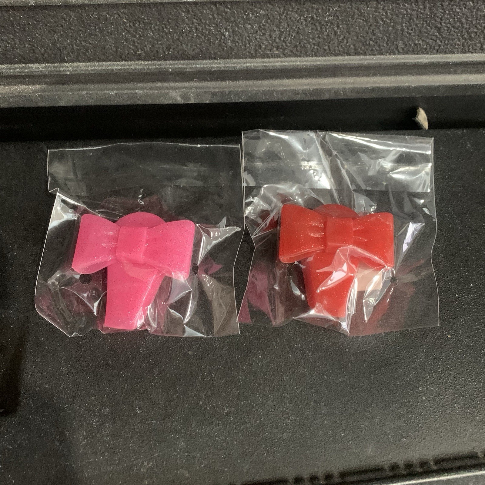 Bath & Body Works Decorative Soap Toppers Holiday Bows Red Pink NWT Set Of 2