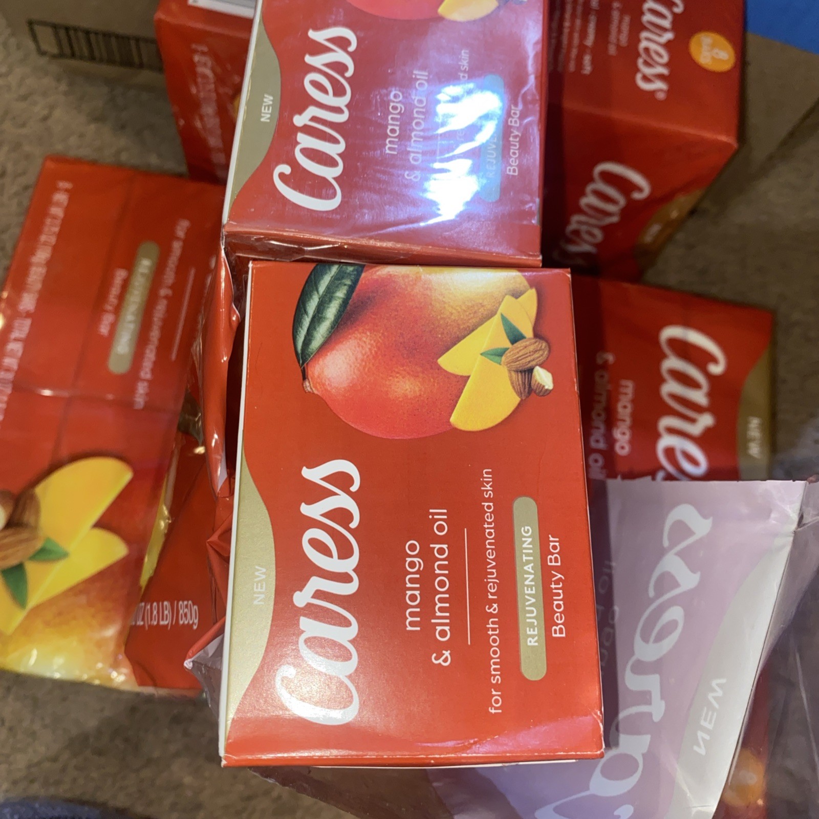 8 Bars Caress Soap Mango & Almond Oil REJUVENATING Beauty Bars 3.75 Open Pkg