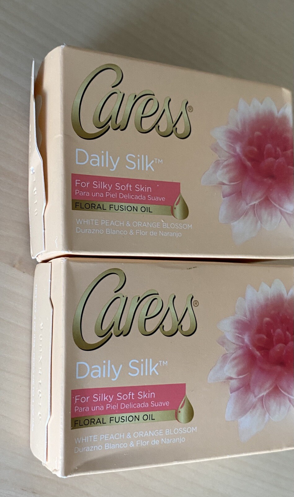 2-CARESS DAILY SILK WHITE PEACH & SILKY ORANGE BLOSSOM BEAUTY BAR SOAP