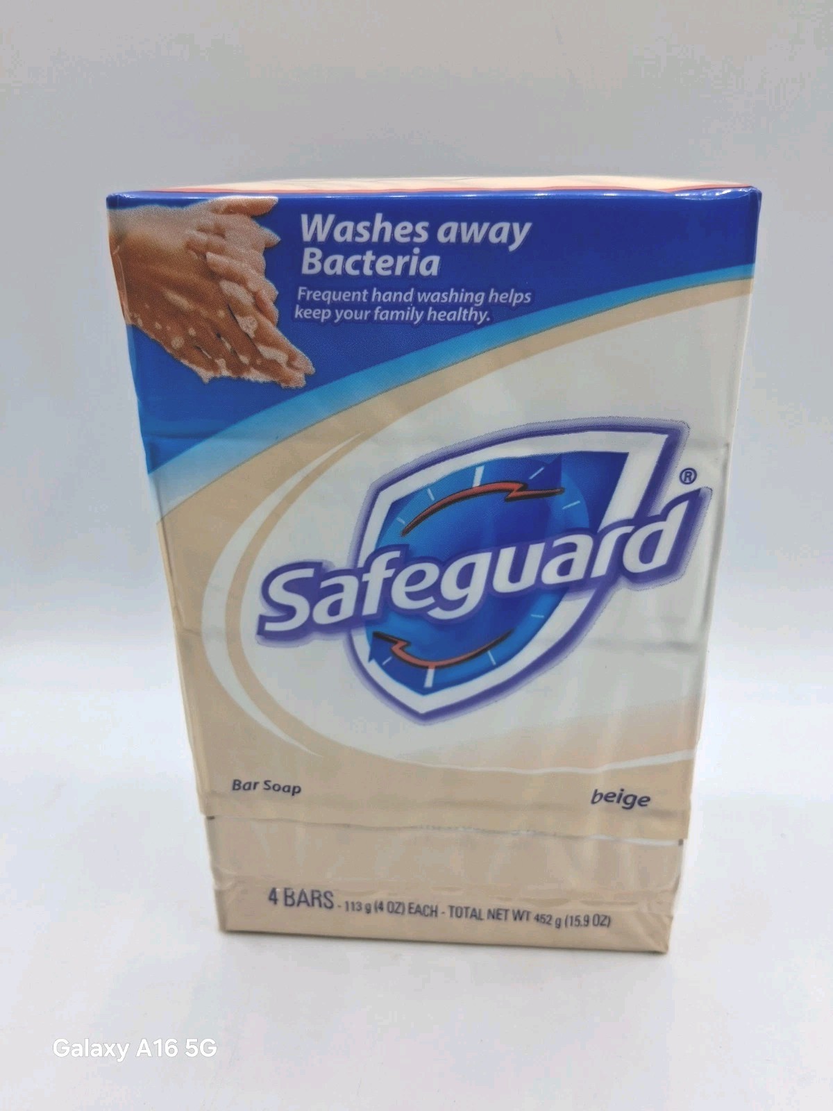 Safeguard Antibacterial Deodorant Bar Soap, Beige , 4 Bars Per Package 4 OZ Each
