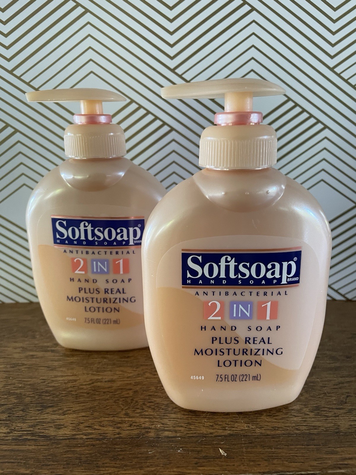 Vintage 2 Soft Soap 2-in-1 7.5 Fl Oz 1990s Extra Moisturizer NOS Antibacterial