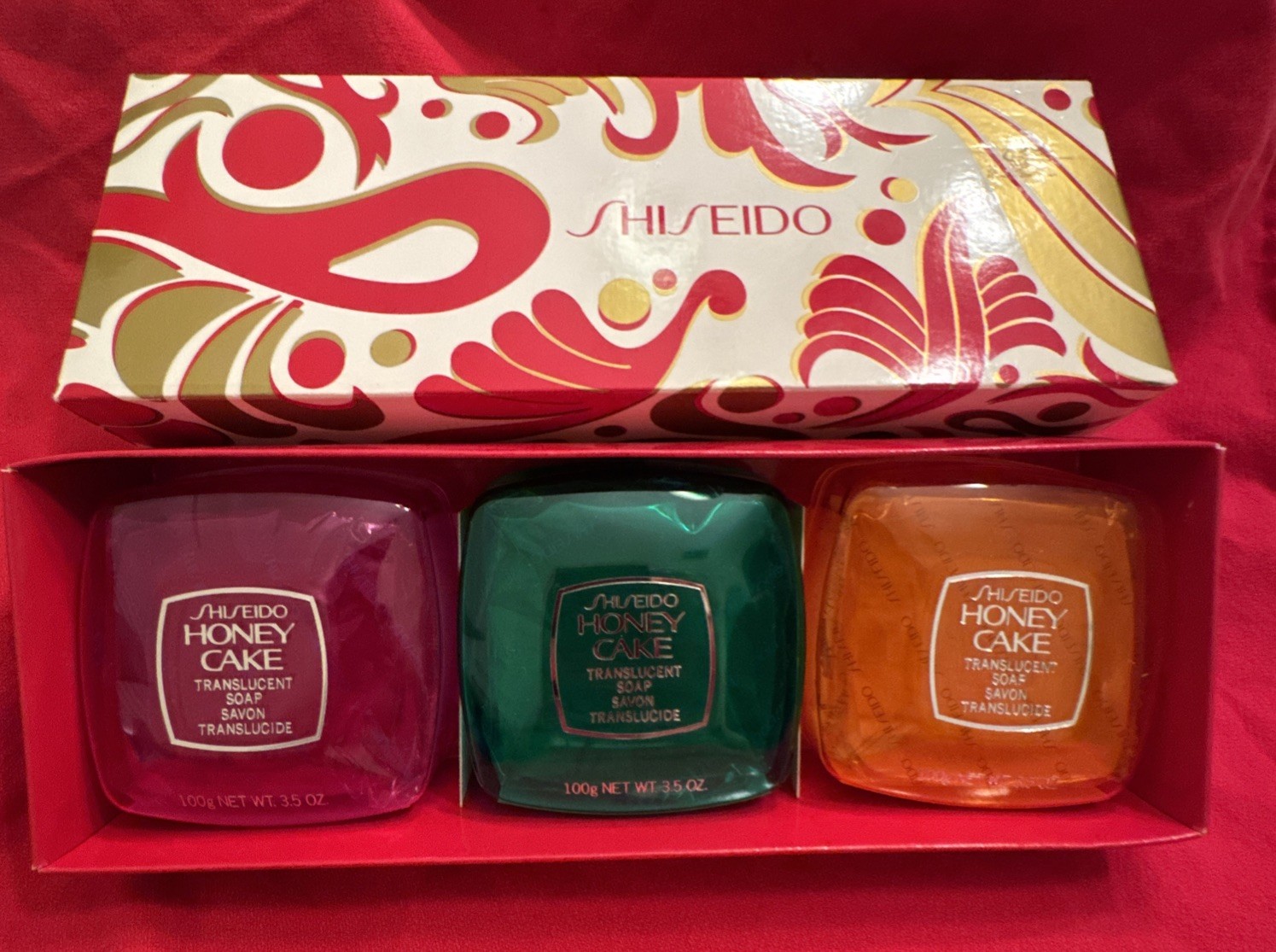 Shiseido three Honey Cake Translucent Soap In a box