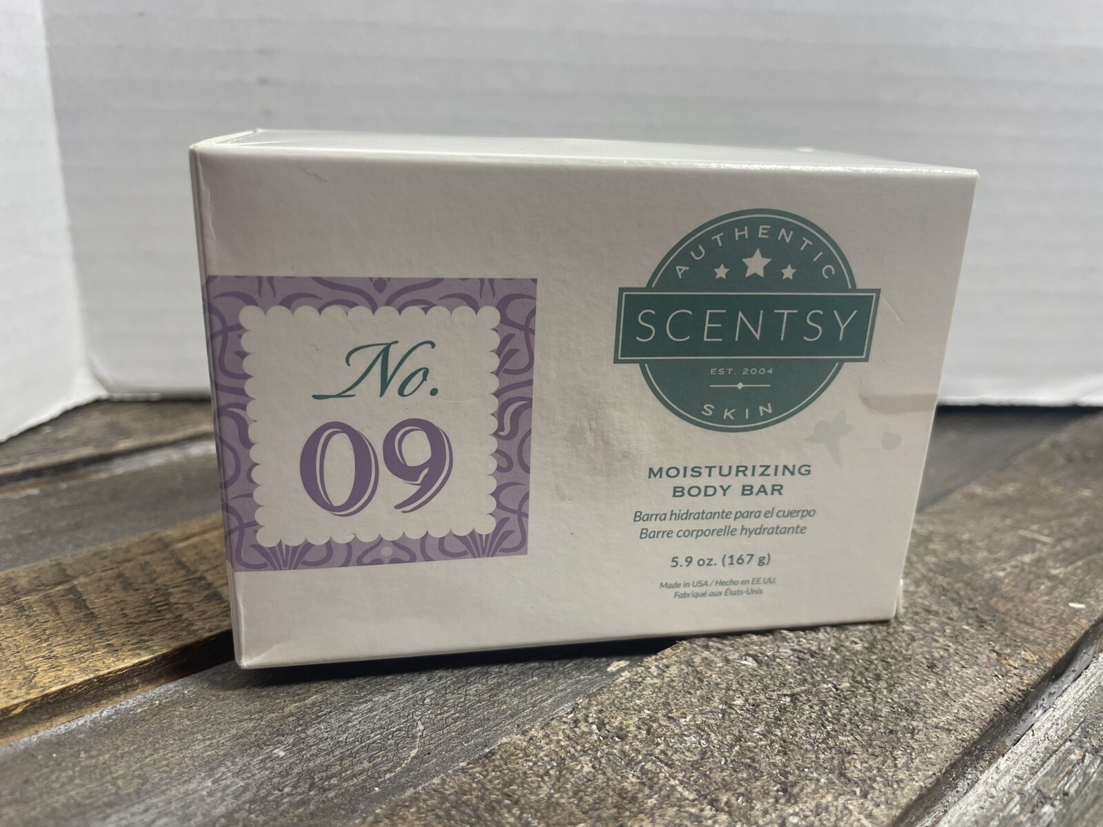 Scentsy No. 09 Fragrance Moisturizing Bar Soap Brand New In Damaged Box