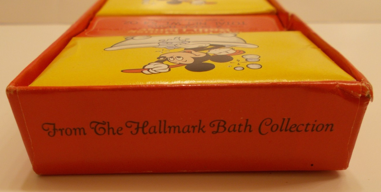 Disney Mickey Mouse “Bath House” 2 Soap Bars Bubble Gum Scent NEW