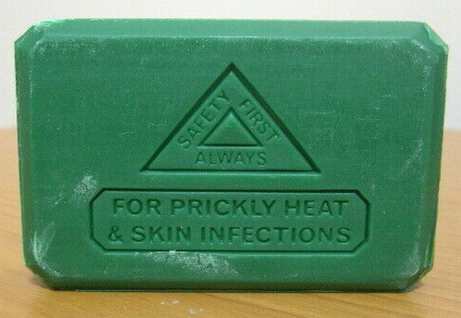 Asepso skin Soap 80g = 2.8 oz Green Bar Antiseptic Soap For pRiCkLey Heat acne