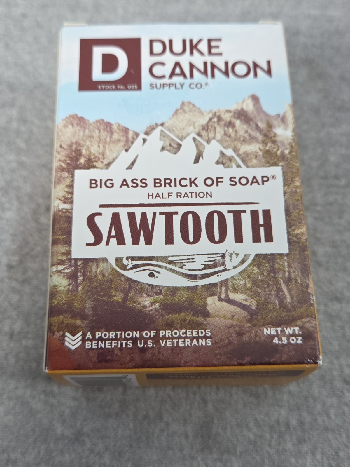 Duke Cannon Supply Co Mens Big Brick of Soap (2) Sawtooth and Midnight Swim NEW