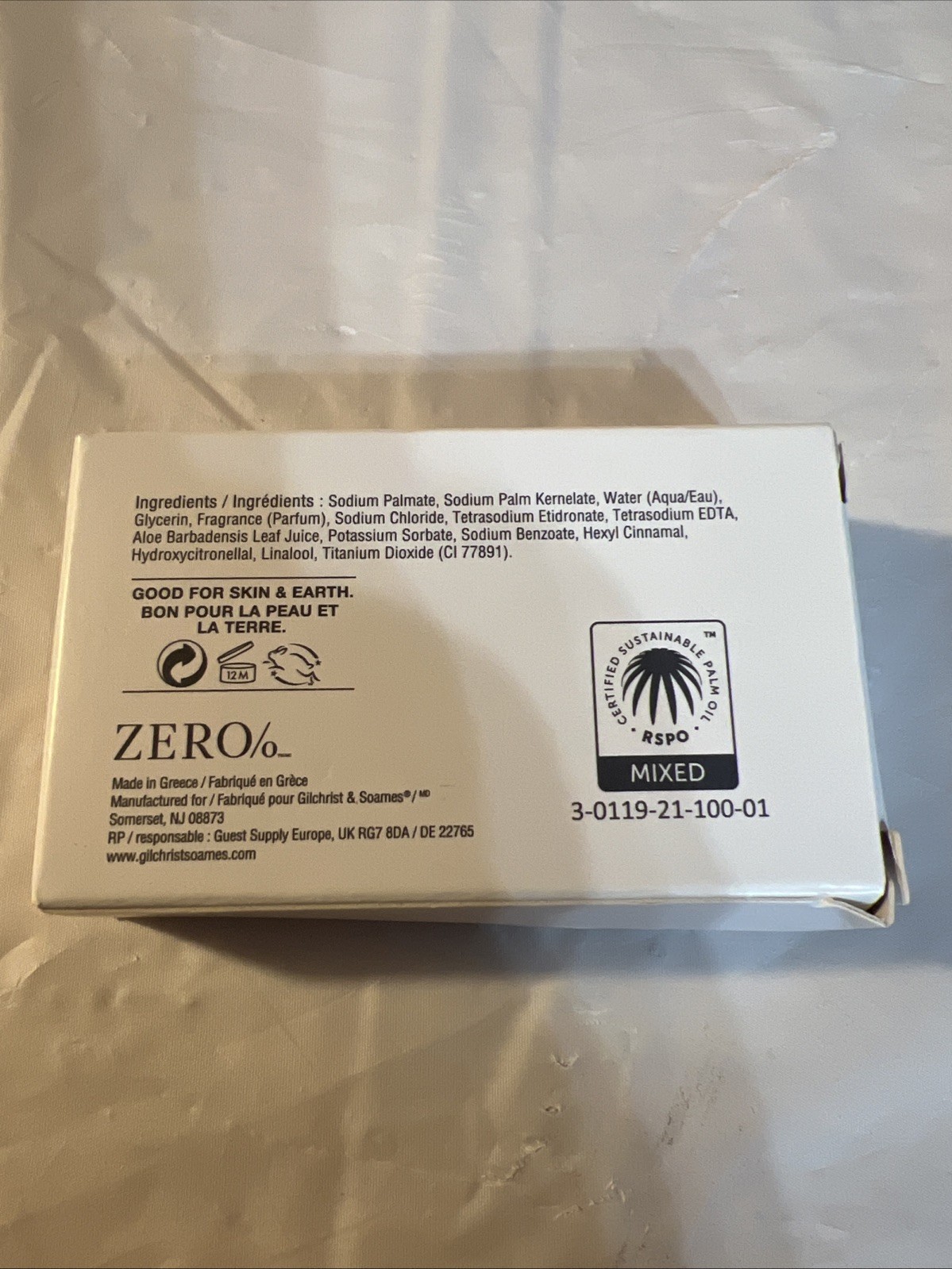 ZERO% Gilchrist & Soames Naturally KIND FACE Soap Bar Triple Milled W/Aloe Lot 4