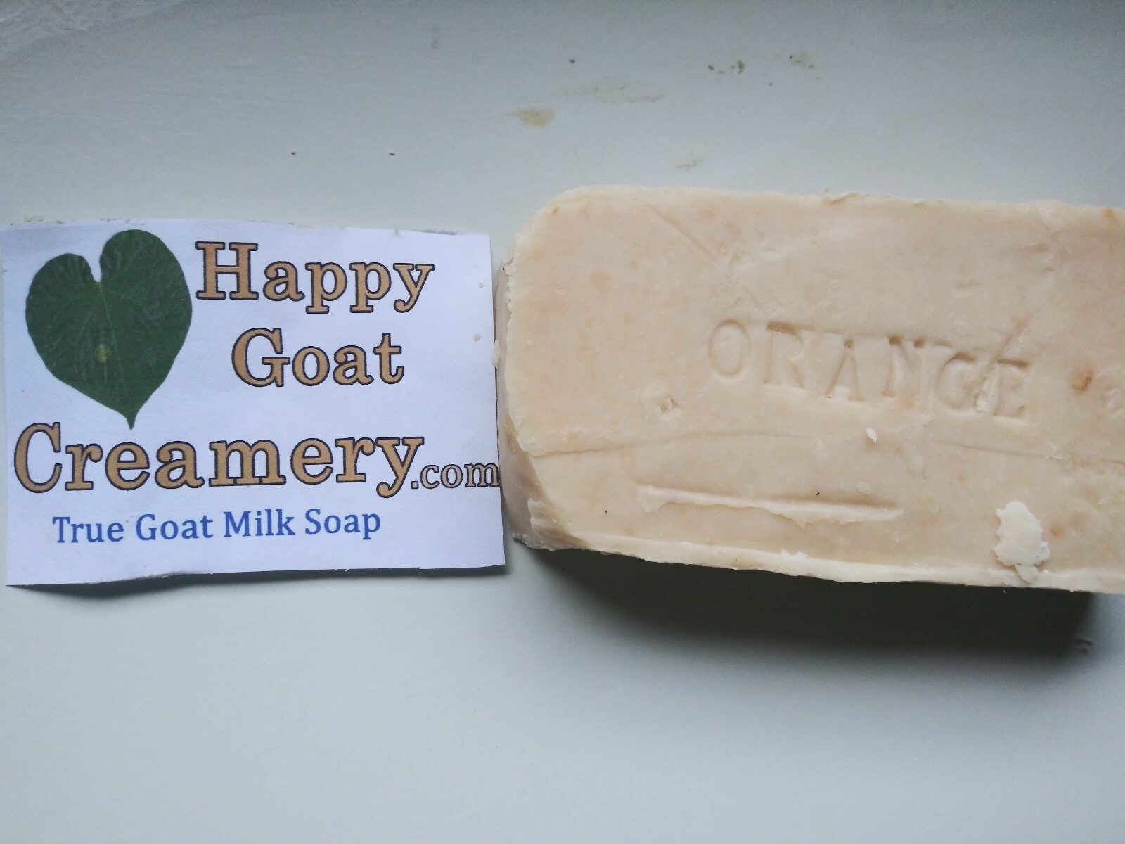 ORANGE GOAT MILK SOAP HAPPY GOAT CREAMERY PURE ESSENTIAL OIL FREE SHIPPING CHEAP