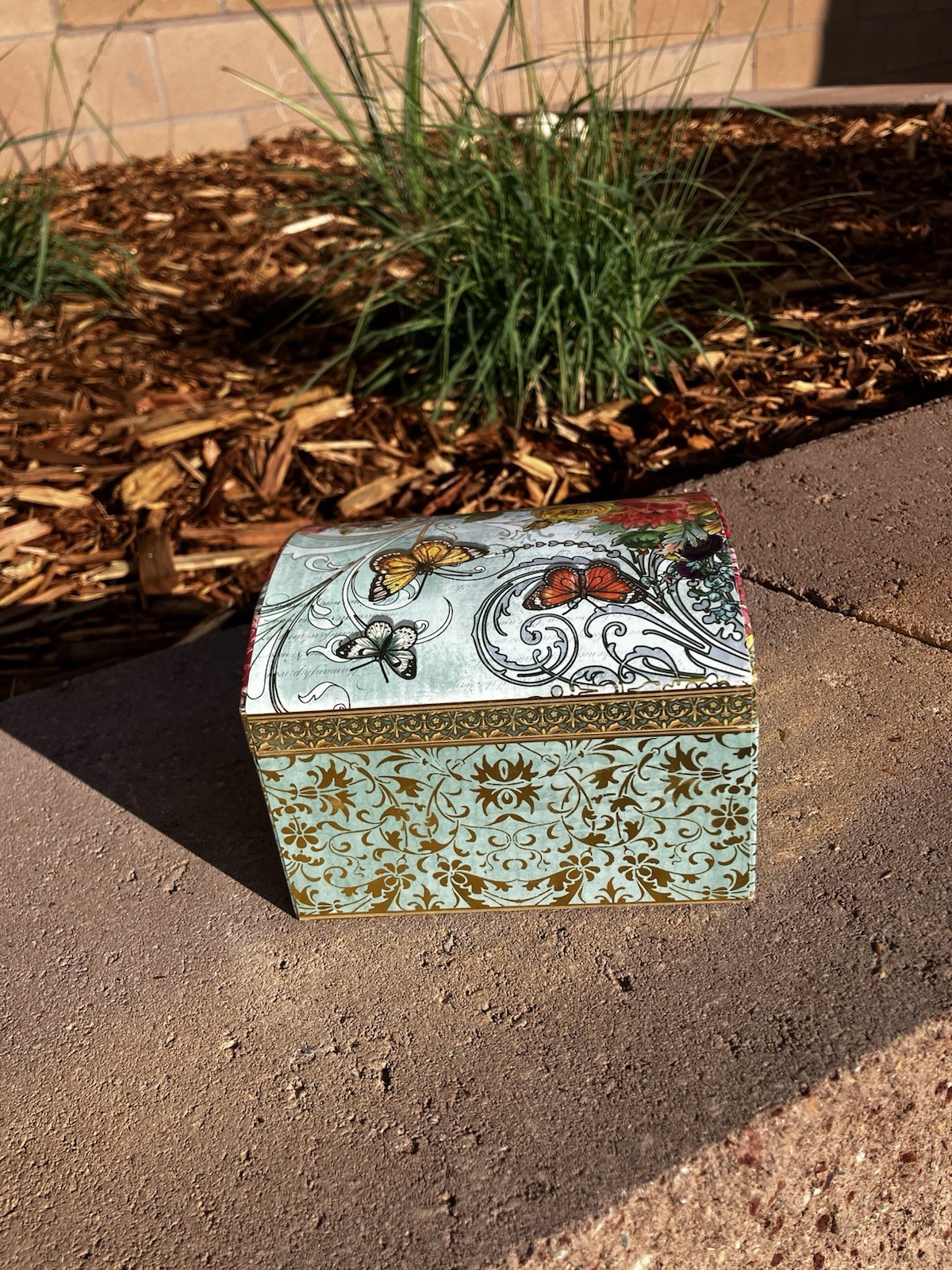 New Mystique Soap Box Music Box 2 Soaps Works Rose Soap Savon