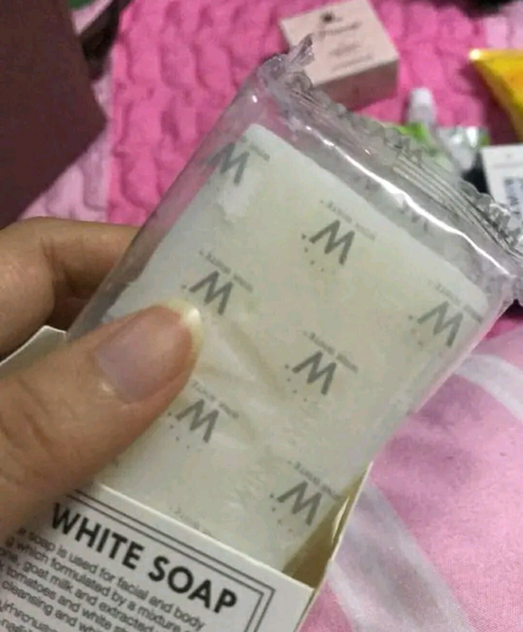 x15 Wink White Soap Skin Body Whitening Face Gluta Brightening Cleansing 80g.