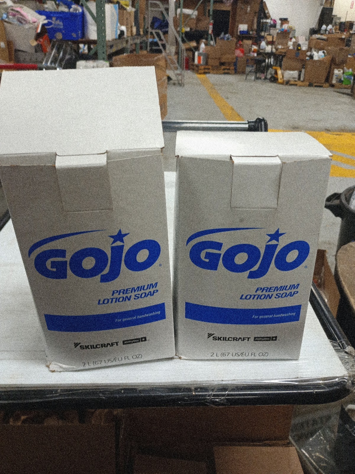 2, GOJO 9106 2 L Refills, Premium Motion Soap, Exp 2028, 728
