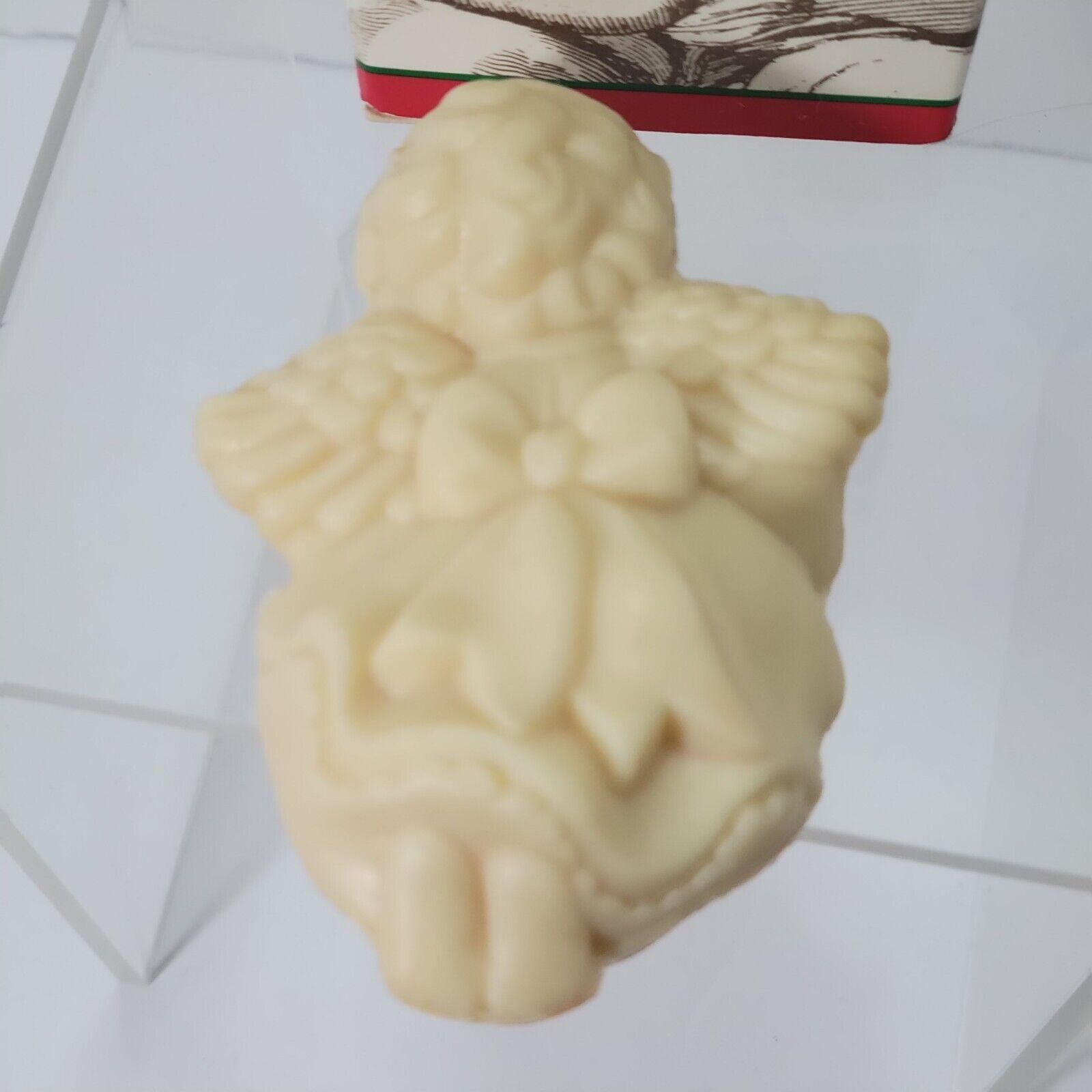 Vintage Avon Vanilla Soft Musk Angel Soap NOS New in Box Decor Decorative