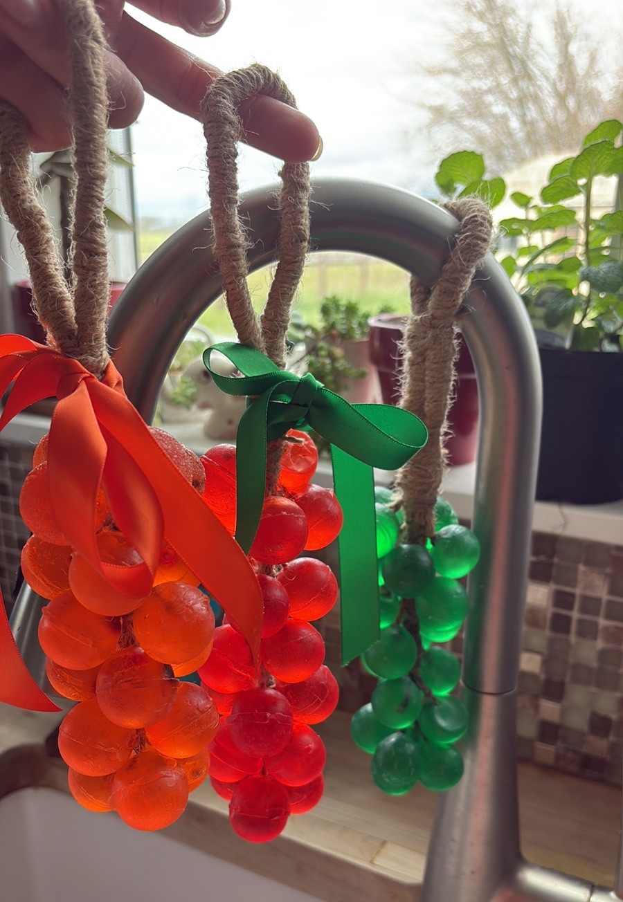 Artisan Soaps: Scented Grape Cluster