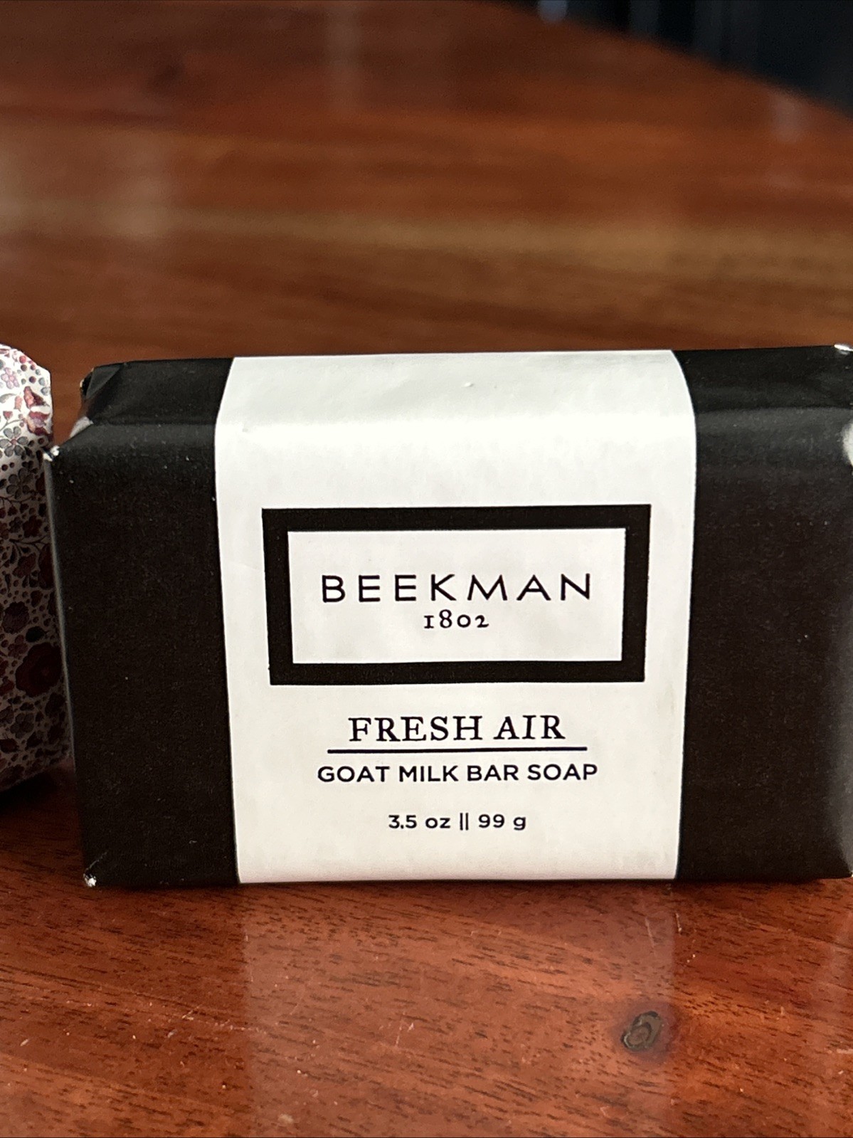 2 Beekman 1802 3.5oz Soap Bars: Honeyed Grapefruit & Fresh Air