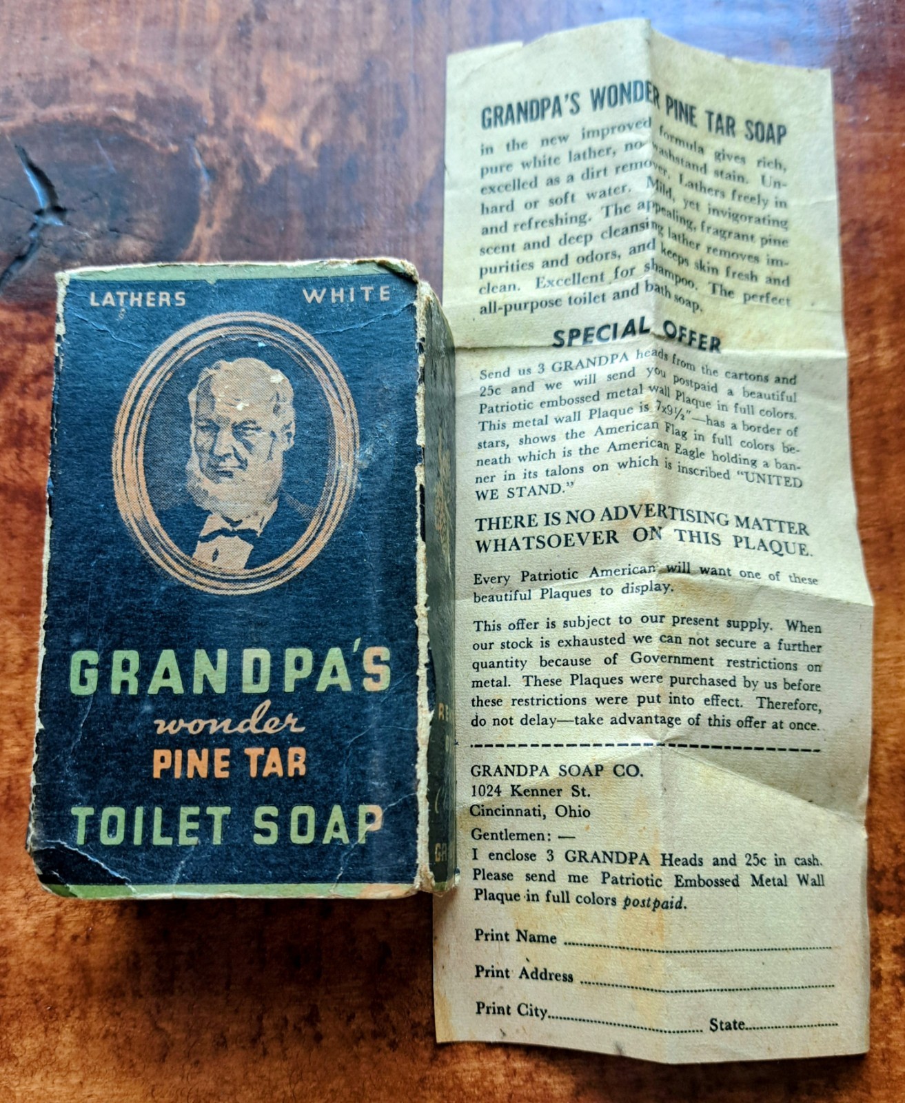 Grandpas Pine Tar Wonder Soap Original Box Vintage Toiletries