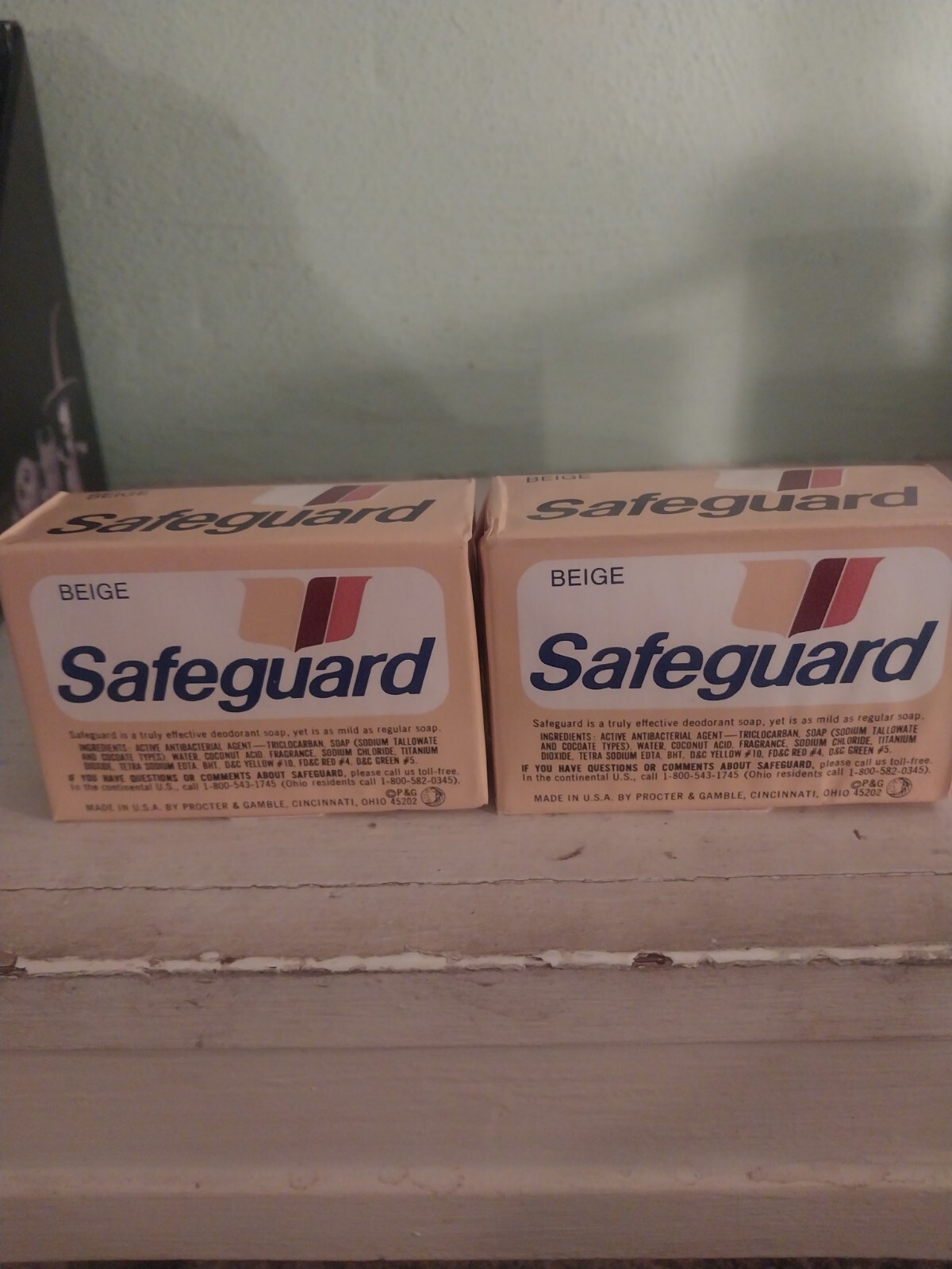 Safeguard vintage deodorant soap bars (lot of 2, 3.5 oz.) Beige