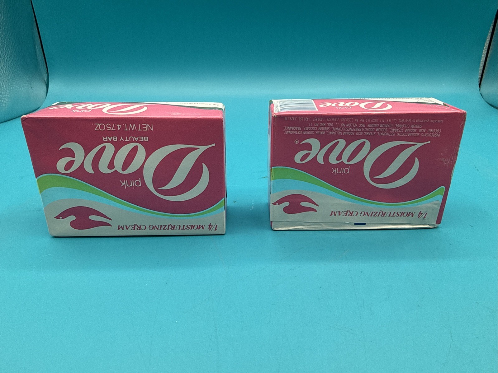 NEW (2) DOVE BEAUTY PINK VINTAGE NOS 1/4 MOISTURIZING CREAM BAR SOAP 4.75oz 90s
