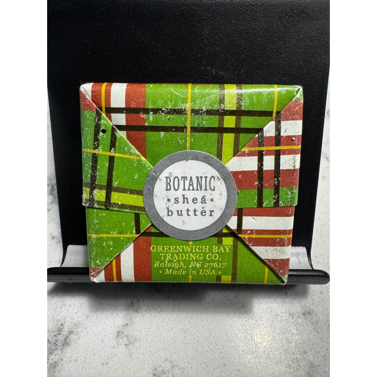 Greenwich Bay Trading Co Botanic Cranberry Chestnut Shea Butter Soap 1.9oz