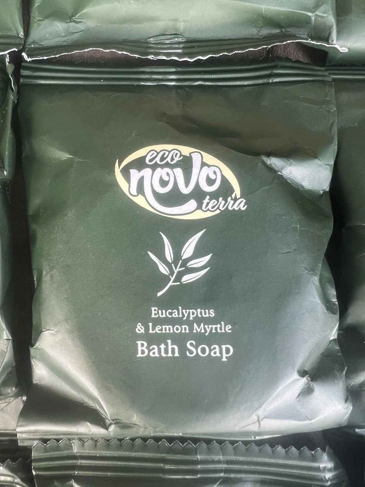 Natural Eco-Friendly Novo Terra eucalyptus + lemon Gentle Bath Soap Travel Size