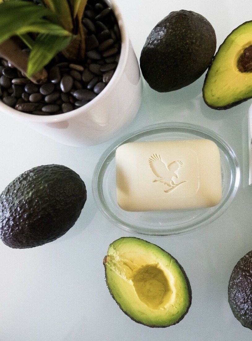 Forever Living Aloe Avocado Face and Body Soap -Pure & Gentle-5 oz Free Shipping