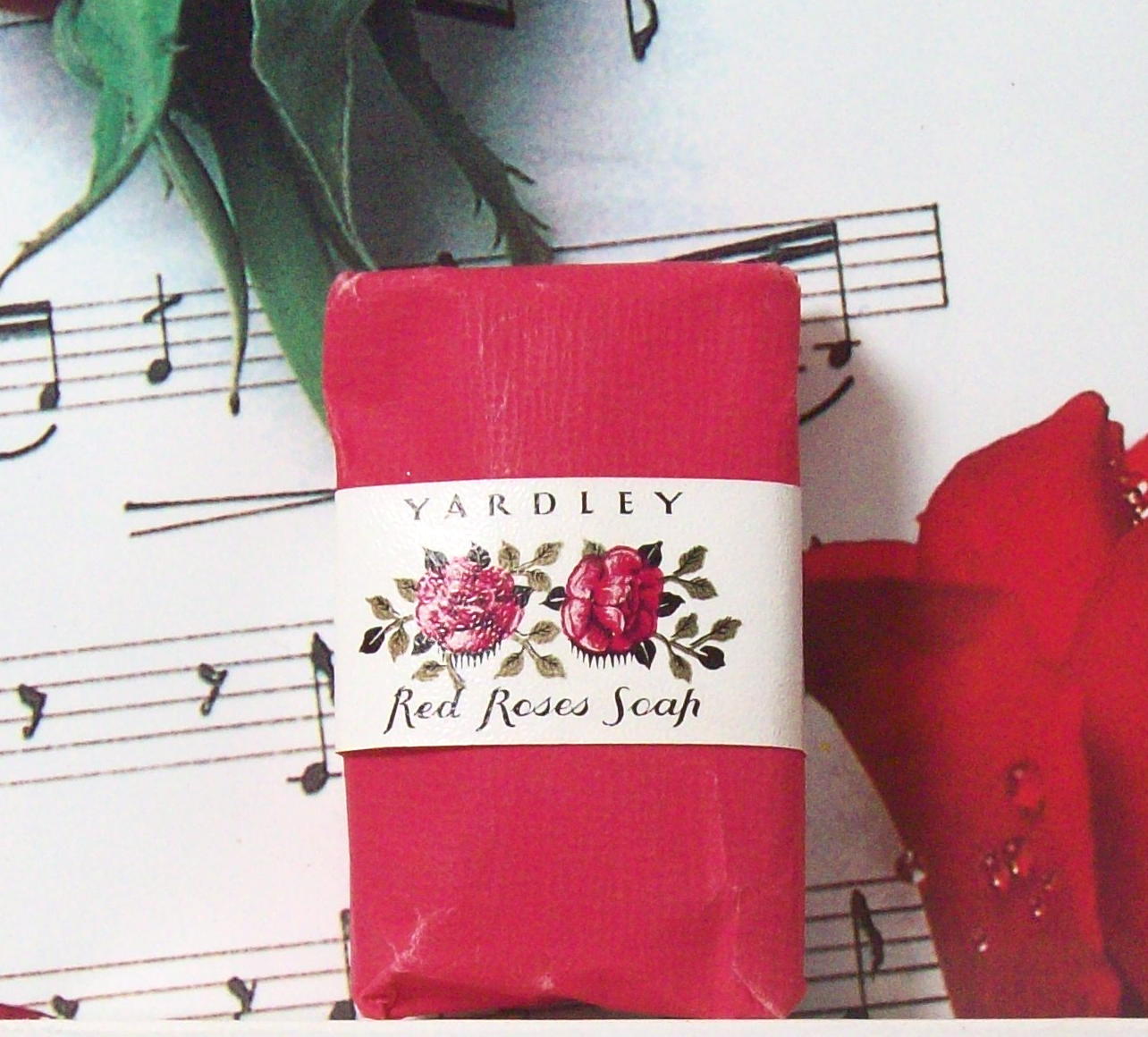 Yardley Red Rose Hand Soap 1.8 Oz. Vintage. Unbox.