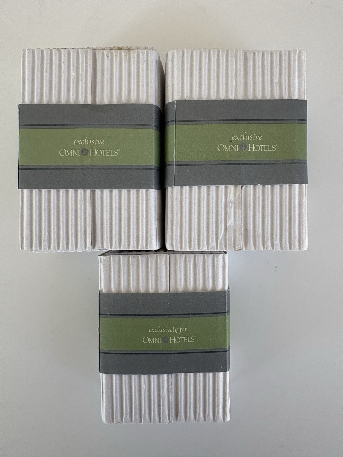 3 Bars INSTITUTE SWISS Soap 2 Ginseng Clarifying Bar + 1 Comfrey Clarifying Bar