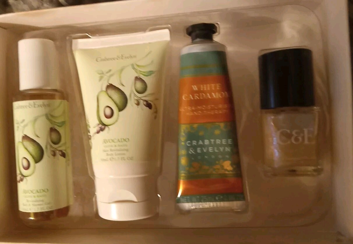 Crabtree & Evelyn Avocado Olive & Basil 4-Piece Gift Box New Old Stock