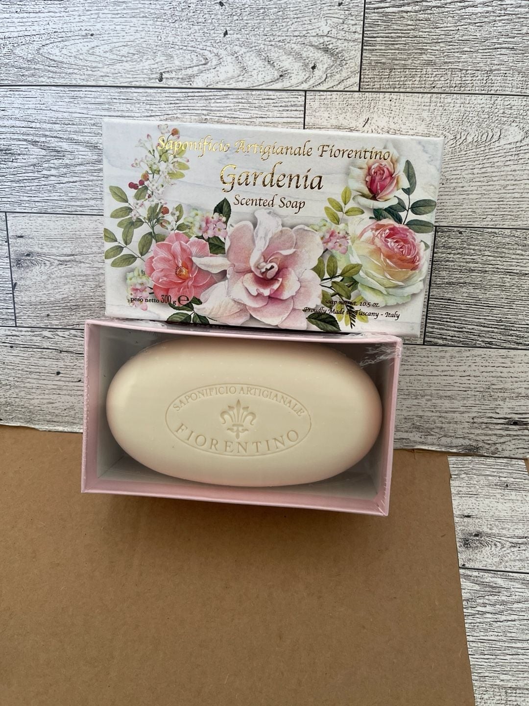 Saponificio Artigianale Fiorentino Gardenia Scented Soap 10.5 oz Bar Made in Ita