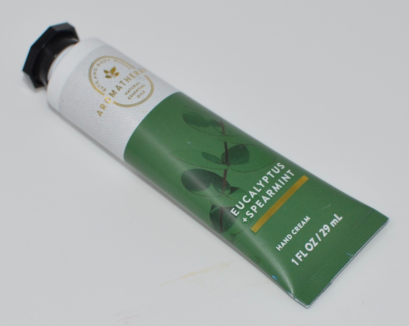 2 BATH BODY WORKS AROMATHERAPY EUCALYPTUS SPEARMINT HAND CREAM LOTION 1OZ TRAVEL