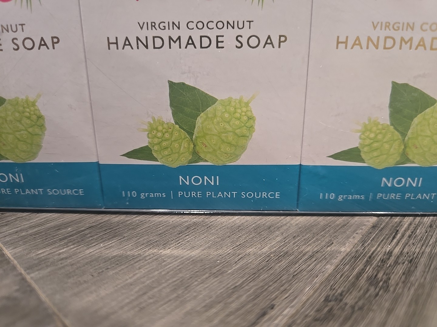 RENIU Handmade Coconut Soap NONI Infusion by PURE FIJI 6 Pack New/Sealed