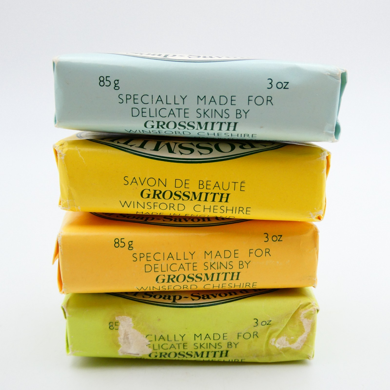 Grossmith 4 Bar Soap Assortment 85g 3oz Lavender Witch Hazel Buttermilk Oatmeal