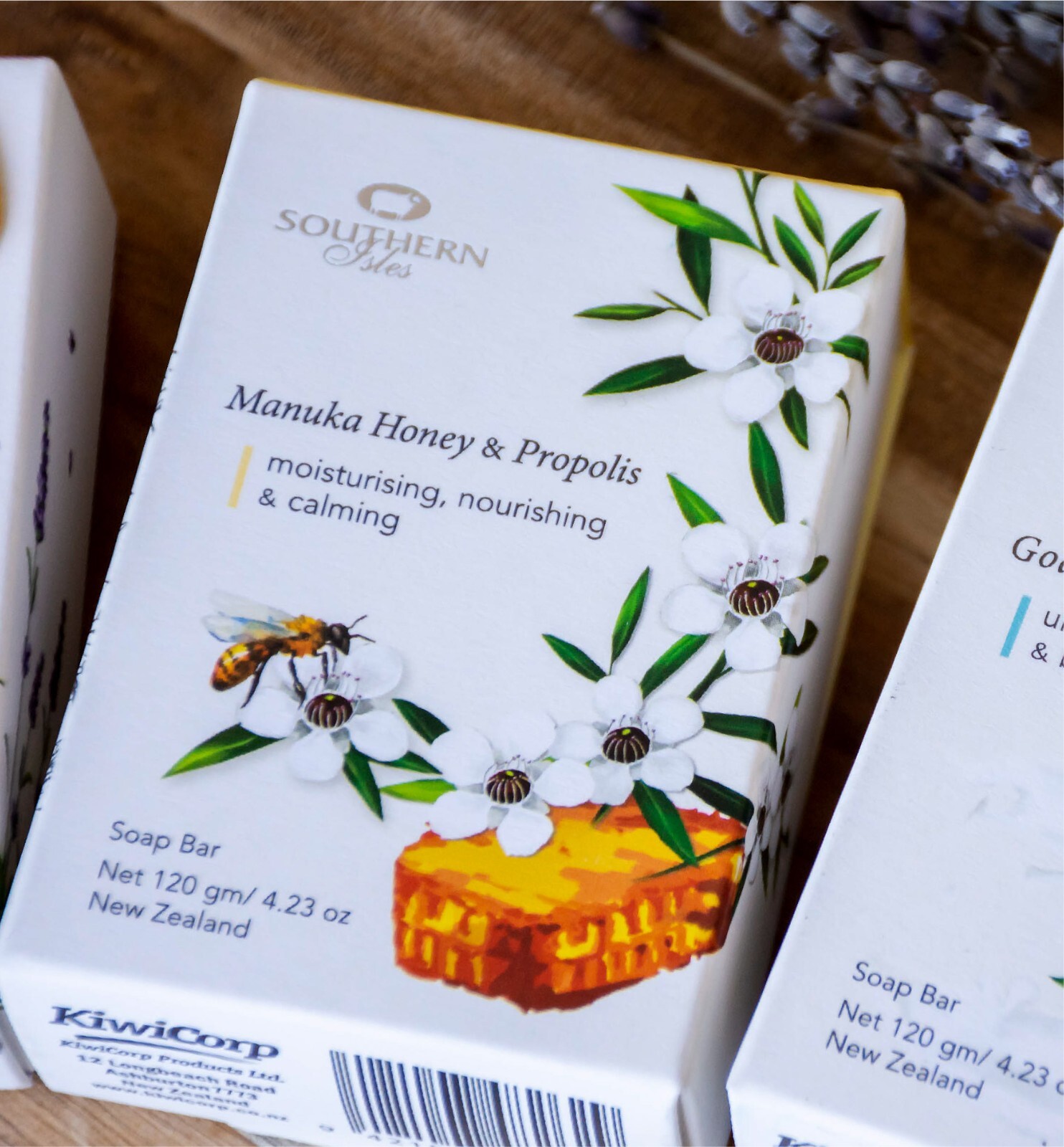 Manuka Honey & Propolis Soap | Southern Isles | New Zealand
