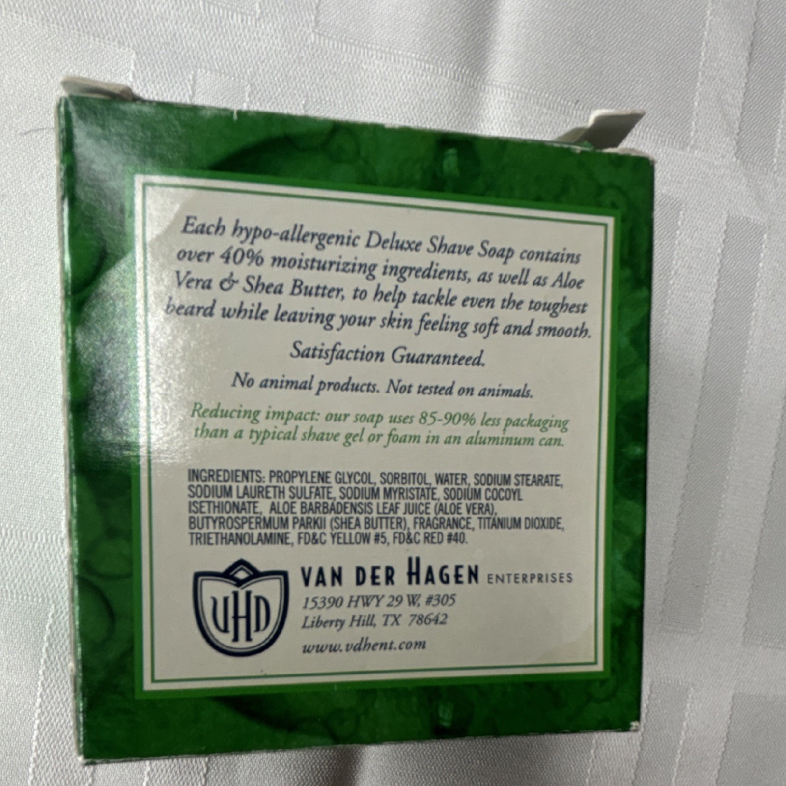 Van Der Hagen Deluxe Shave Soap Aloe Vera Shea Butter Alcohol-Free 2.5 oz
