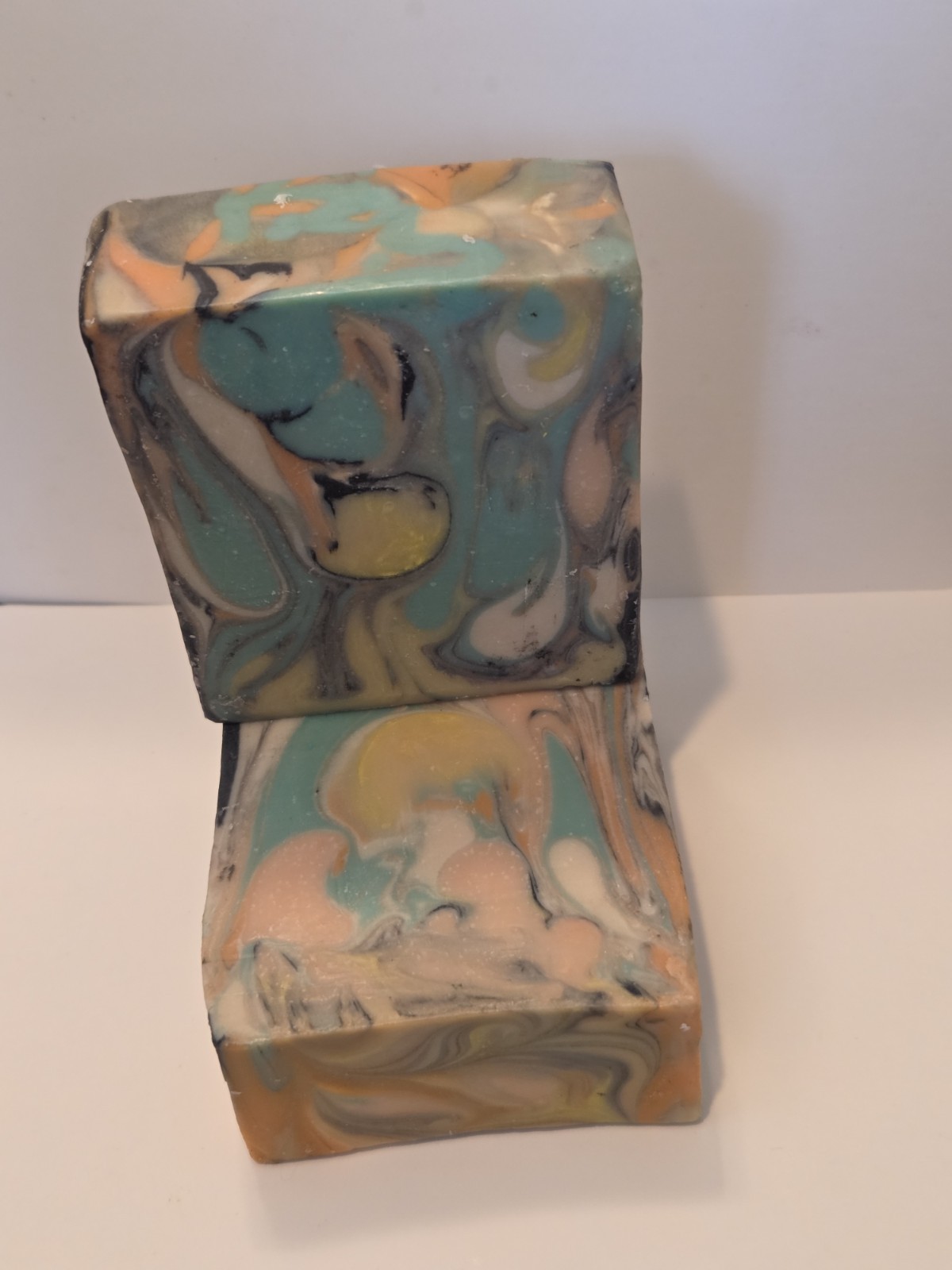 multi color scented with bergamot and coconut cream oil.