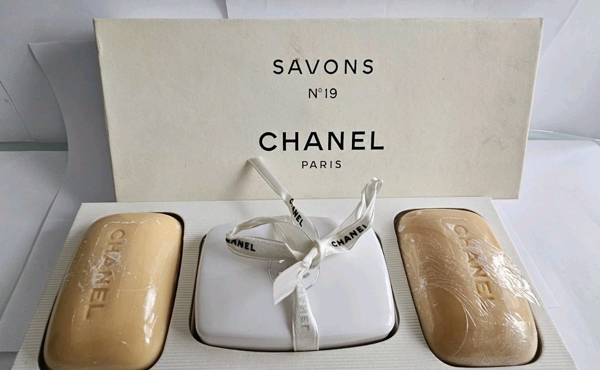 CHANEL SOAP N°19 VINTAGE ORIGINAL NEW!!!