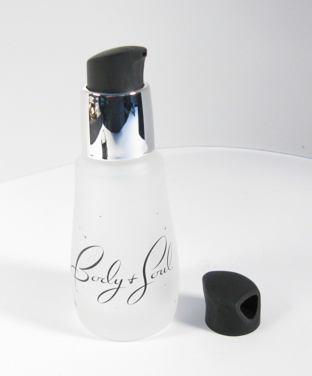 BODY & SOUL 30ml Frosted Glass Lotion Liquid Make Up Dispenser NEW 4″ Tall