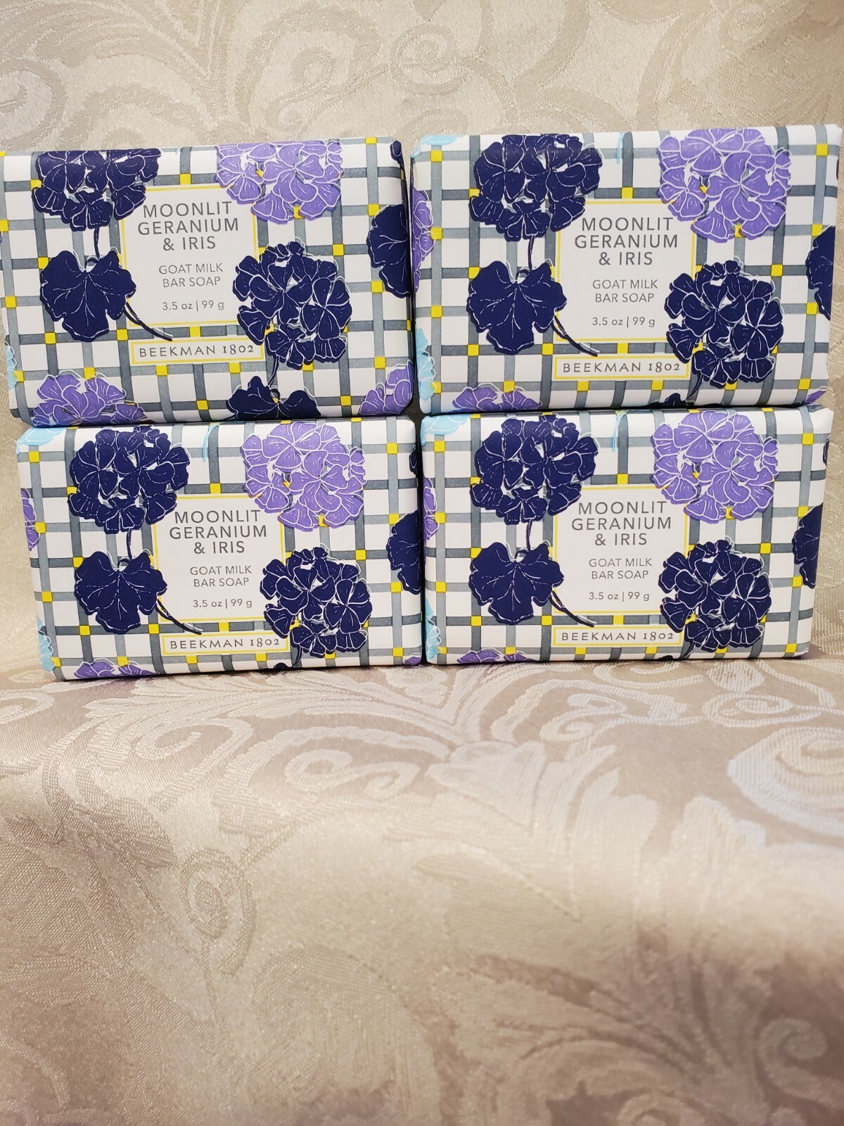 Beekman 1802 Moonlit Geranium&IRIS Goat Milk Soap Bar 3.5 Oz. Palm Size Lot of 4