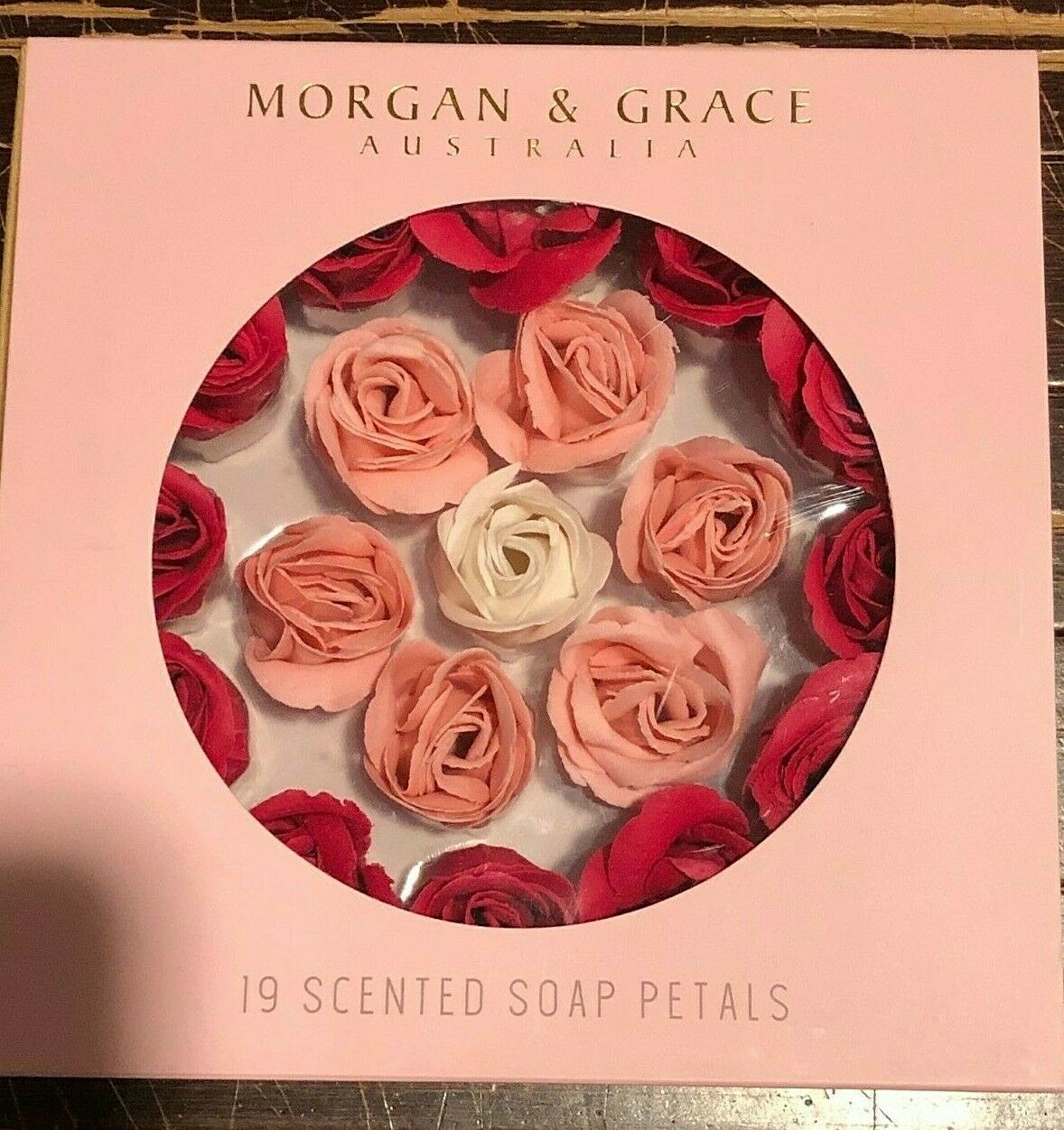 Pink+White+Magenta~19-SCENTED SOAP PETALS~Rose Buds~MORGAN & GRACE~Australia
