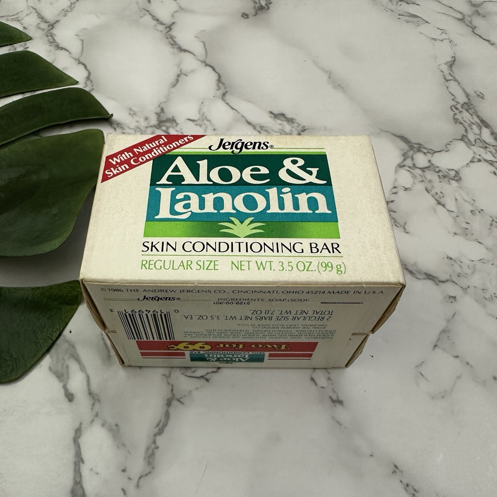 Jergens Vintage 80s Aloe Lanolin Skin Conditioning Bar Soap New Lot 2 3.5 oz