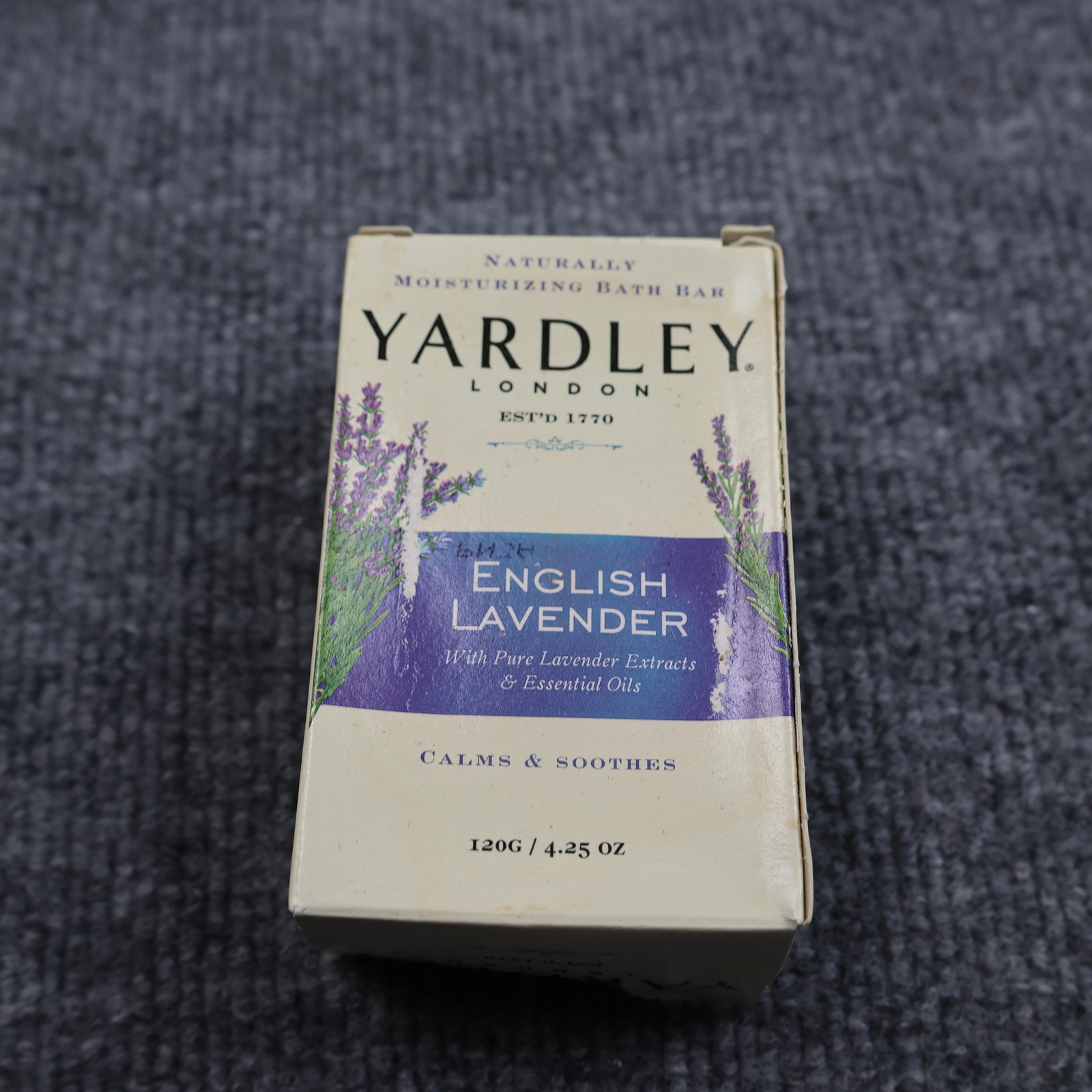 Yardley London English Lavender Calming Moisturizing Bath Bar Soap 4.25 Oz 120g