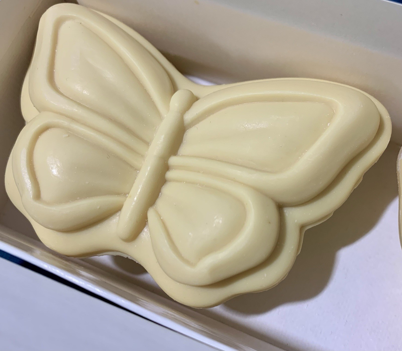 Neiman Marcus 3 Luxury Butterfly Shaped Soaps Spring Rain 10.5 Oz/297 g