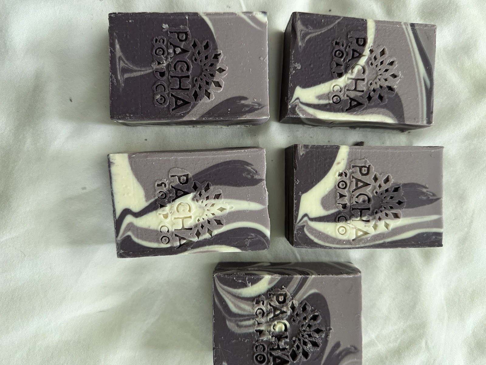 PACHA FRENCH LAVENDER BATH SOAP MADE NE USA NO ANIMAL TEST NATURAL INGREDIENTS
